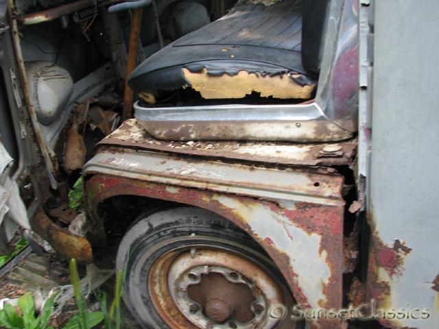 15-window-vw -bus-deluxe-dog-leg.jpg